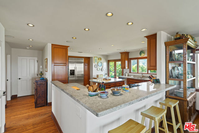 2303 Tuna Canyon Road, Topanga CA: https://media.crmls.org/mediaz/2c42e3b4-00c8-4357-949d-355af6637abb.jpg