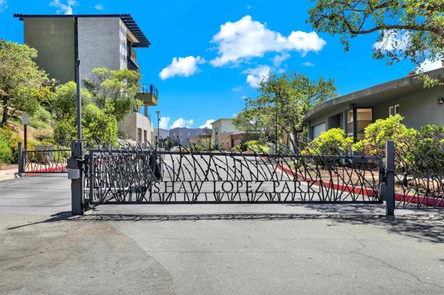 5988 Shaw Lopez Row, San Diego CA: https://media.crmls.org/mediaz/2c4311fd-e9e7-4a1f-82f8-48ea21ebe5ec.jpg