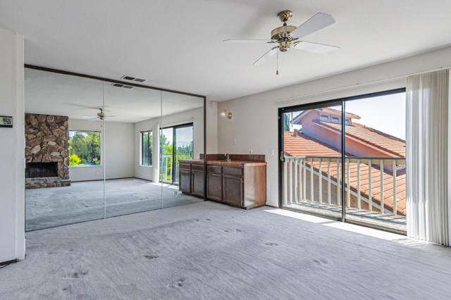 1440 Kring Way, Los Altos CA: https://media.crmls.org/mediaz/2c4381ab-1a89-4805-9f56-2c07bec7a202.jpg