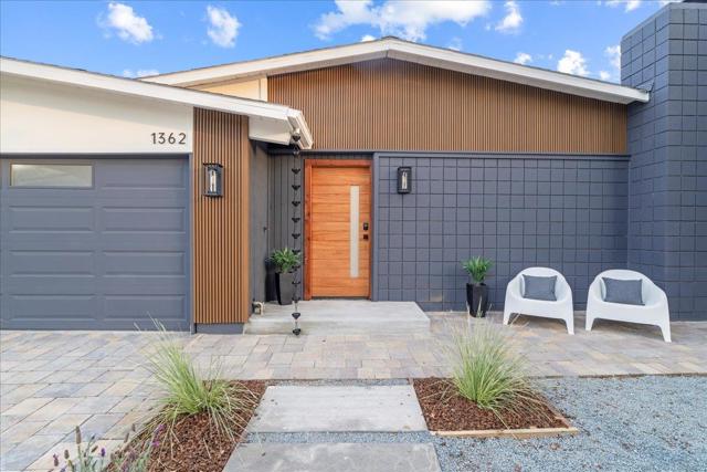 Image 3 of 32 For 1362 Egret Drive