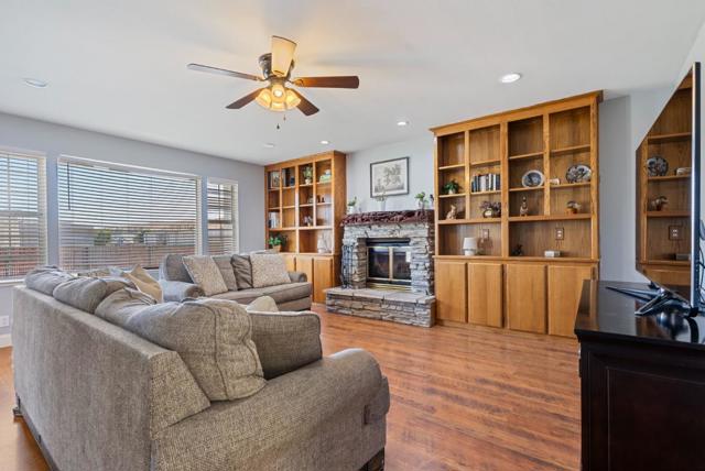 695 Hospital Road, Hollister CA: https://media.crmls.org/mediaz/2c45c238-b485-4881-a66f-cf0dbc7ae2c3.jpg