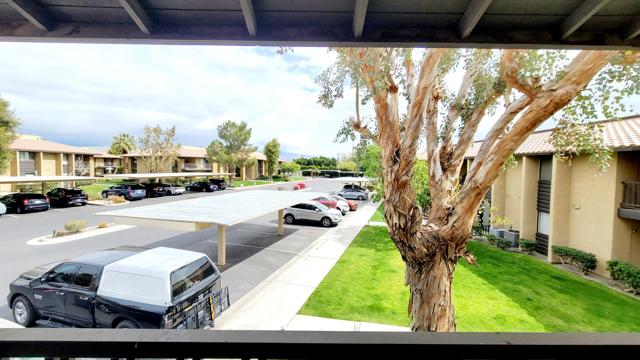 31200 Landau Boulevard, Cathedral City CA: https://media.crmls.org/mediaz/2c464d3a-c8c5-48cf-9fb8-960b734eb205.jpg