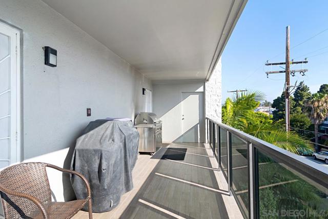 Image 37 of 49 For 3860 Riviera Dr  301