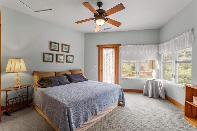 6132 Rainbow Heights Rd, Fallbrook CA: https://media.crmls.org/mediaz/2c4948a9-0336-40cc-bb4a-daca767fe575.jpg