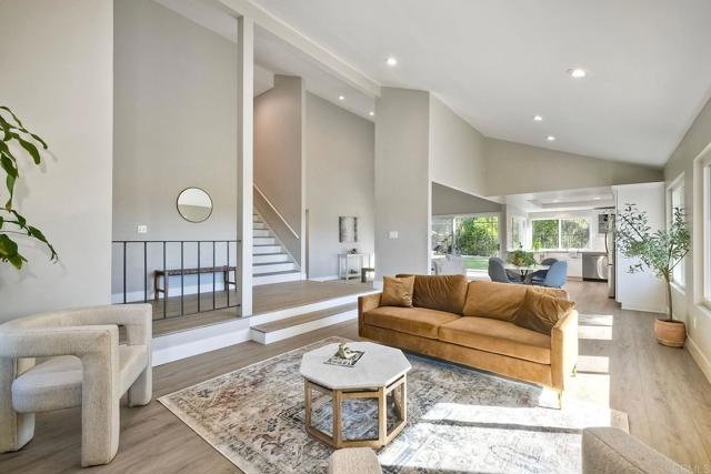 10265 Aviary Drive, San Diego CA: https://media.crmls.org/mediaz/2c49a57b-a7d6-46e0-97ba-c85518645003.jpg