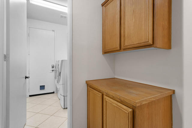 74629 Lavender Way, Palm Desert CA: https://media.crmls.org/mediaz/2c49c589-c41d-42f1-8eeb-2f3cce303fe8.jpg