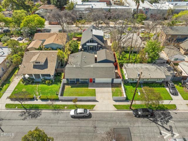 505 Palisade Street, Pasadena CA: https://media.crmls.org/mediaz/2c4aadfd-d51c-496c-9a54-4c6114e2f03c.jpg