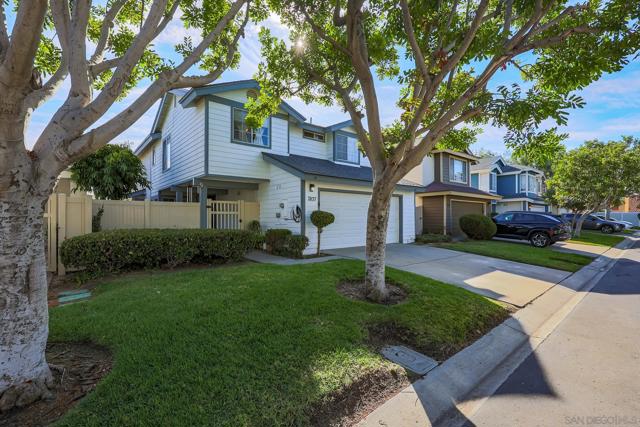 7837 Goode St, San Diego CA: https://media.crmls.org/mediaz/2c4bfe38-64c4-495f-a55e-bd99285a5429.jpg