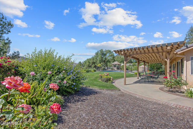 12490 Ridge Drive, Santa Rosa CA: https://media.crmls.org/mediaz/2c4c790b-2059-40c8-b632-3dc79625718e.jpg