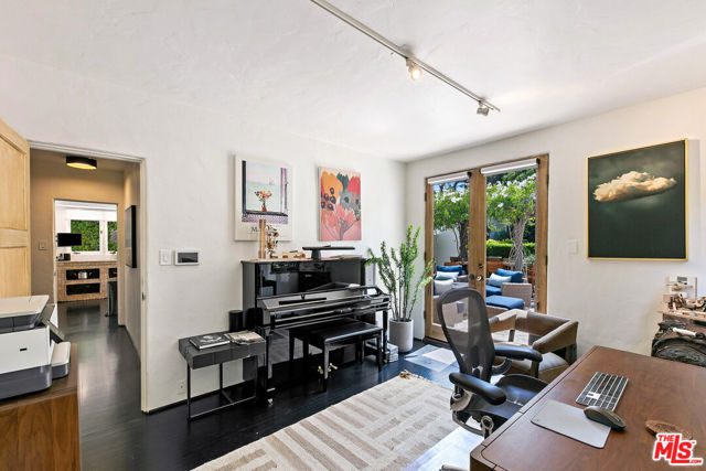 331 S Medio Drive, Los Angeles CA: https://media.crmls.org/mediaz/2c4ccf52-aa7e-493e-b37c-9e1610a4d2b2.jpg