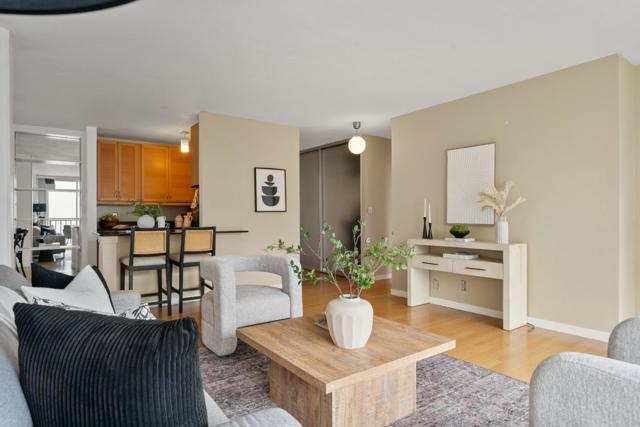 300 Davey Glen Road, Belmont CA: https://media.crmls.org/mediaz/2c4ce34b-1774-47d1-8348-7ad6eef294d0.jpg