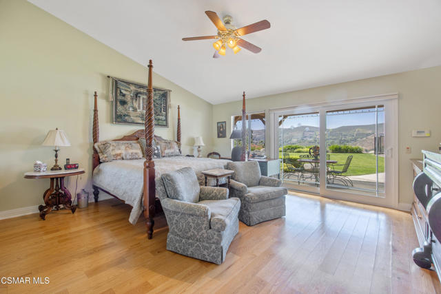 12490 Ridge Drive, Santa Rosa CA: https://media.crmls.org/mediaz/2c4d41df-9cdf-4eed-ad26-58788cbc39d9.jpg
