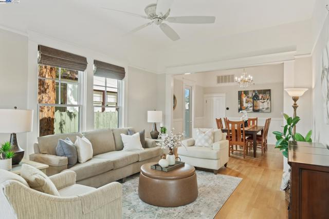 690 S K St, Livermore CA: https://media.crmls.org/mediaz/2c4dd366-59d6-44d5-956d-e40bbf28d6d9.jpg