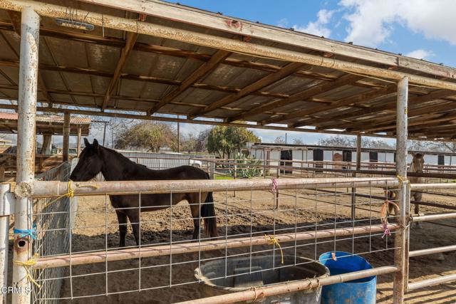 Detail Gallery Image 14 of 40 For 301 Sycamore Dr, Bakersfield,  CA 93308 - – Beds | – Baths