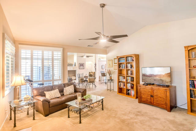 Image 10 of 24 For 69520 Siena Court