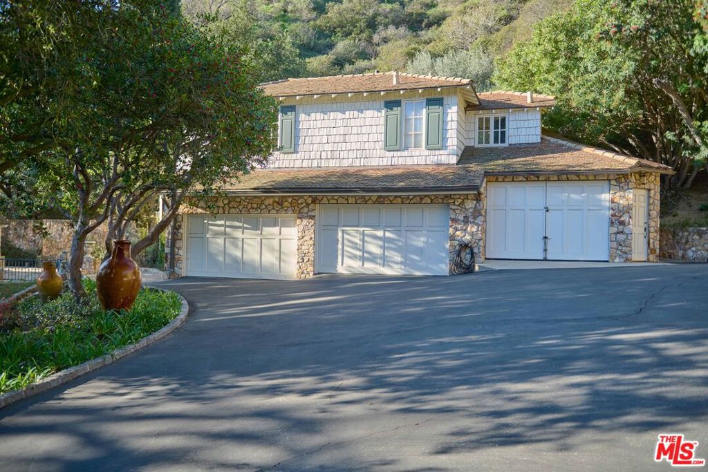 MLS #26845965 image #44