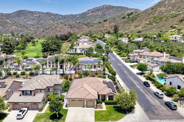 3136 Ferncreek Ln., Escondido CA: https://media.crmls.org/mediaz/2c4ee64a-2075-4a52-8274-d1fdbf969d39.jpg