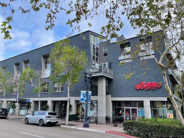 101 Market St., San Diego CA: https://media.crmls.org/mediaz/2c50dfcc-59ca-4ee1-b7a6-0780d608cb82.jpg