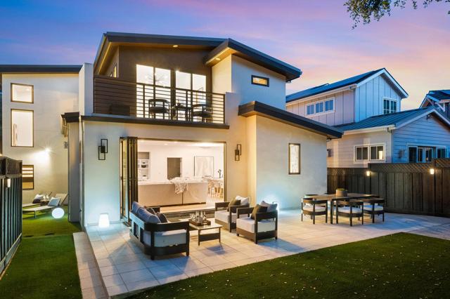 1338 Arroyo Avenue, San Carlos CA: https://media.crmls.org/mediaz/2c51713c-e7c5-4463-8d79-591b3c8c3642.jpg