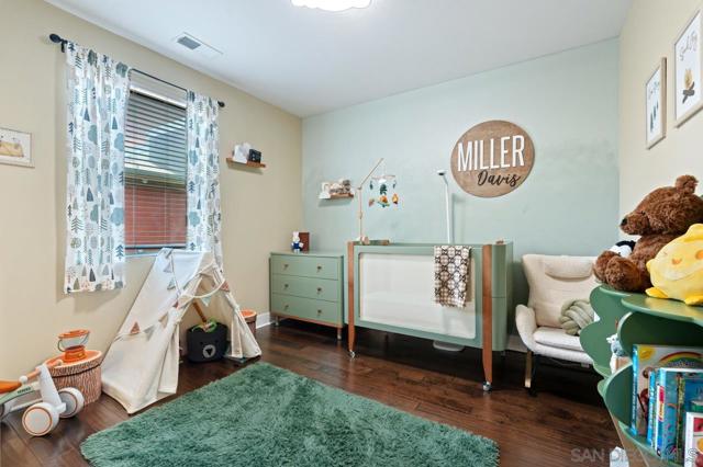 7839 Inception Way, San Diego CA: https://media.crmls.org/mediaz/2c522635-a041-4ff2-a7b3-f9bb9604643d.jpg