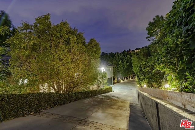 Image 43 of 49 For 12917 Galewood Street