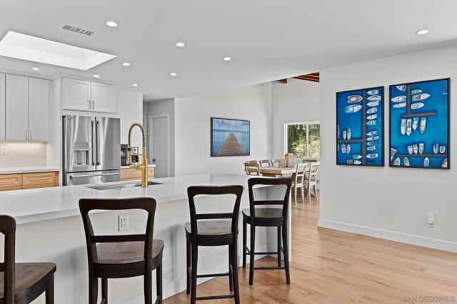 2686 Via Viejas, Alpine CA: https://media.crmls.org/mediaz/2c53222e-12a1-4066-9d4f-9e99fad79a98.jpg