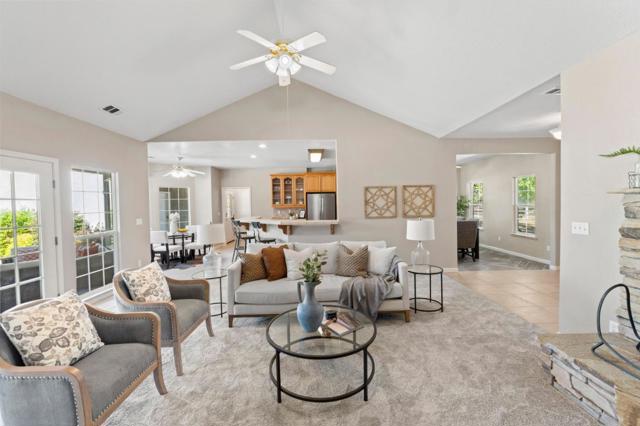 Image 9 of 90 For 157 Oak Knoll Court