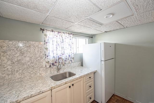 1010 Bobier Dr E, Vista CA: https://media.crmls.org/mediaz/2c5440f7-ef89-4e07-aeb3-0bd50dc94bcb.jpg