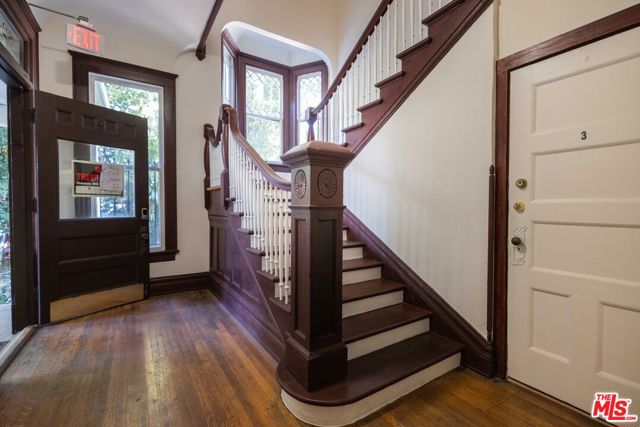 824 S Bonnie Brae Street, Los Angeles CA: https://media.crmls.org/mediaz/2c54cb32-b730-4233-a514-a5e7b0e4ed3e.jpg