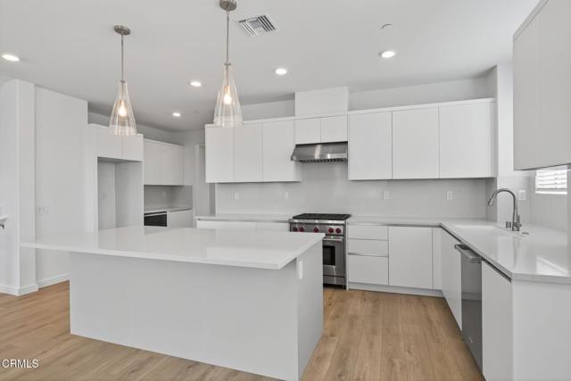 Detail Gallery Image 24 of 54 For 2364 Haley Point #103,  Ventura,  CA 93003 - 3 Beds | 3/1 Baths