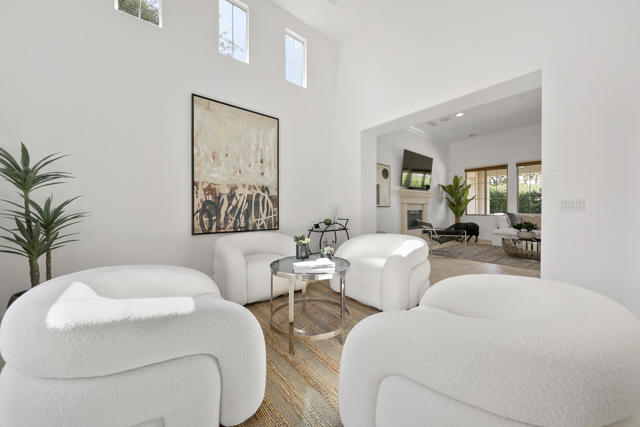 Image 5 of 38 For 81961 Contento Street