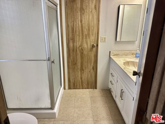 2601 E Victoria Street, Rancho Dominguez CA: https://media.crmls.org/mediaz/2c5622e2-4385-496f-8e00-35df7c76665b.jpg