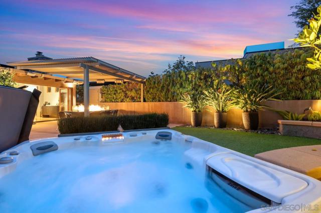 773 E Solana Circle, Solana Beach CA: https://media.crmls.org/mediaz/2c567cfd-6705-46f7-b486-245e2f640d31.jpg