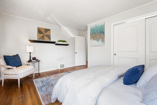 50 La Prenda, Millbrae CA: https://media.crmls.org/mediaz/2c58415c-6ec8-476a-908d-d0a1e997c467.jpg