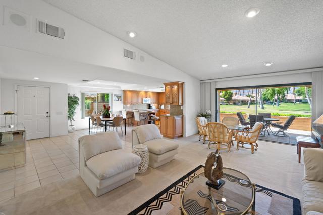 38 Conejo Circle, Palm Desert CA: https://media.crmls.org/mediaz/2c58d69a-2c4e-48f5-ae62-c9da9f8acacf.jpg
