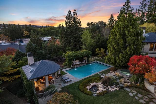 26140 Rancho Manuella Lane, Los Altos Hills CA: https://media.crmls.org/mediaz/2c597e2f-67a0-440b-b8f6-80d51c3aebf7.jpg