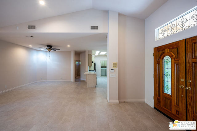 Image 12 of 47 For 1399 Via Donna