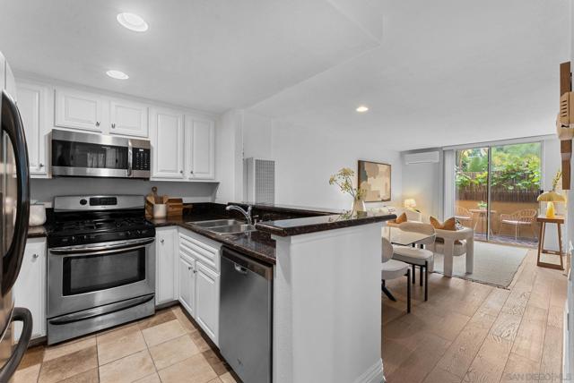 3957 Nobel Dr, San Diego CA: https://media.crmls.org/mediaz/2c5a14c7-805b-4196-affc-c5336334b5b3.jpg
