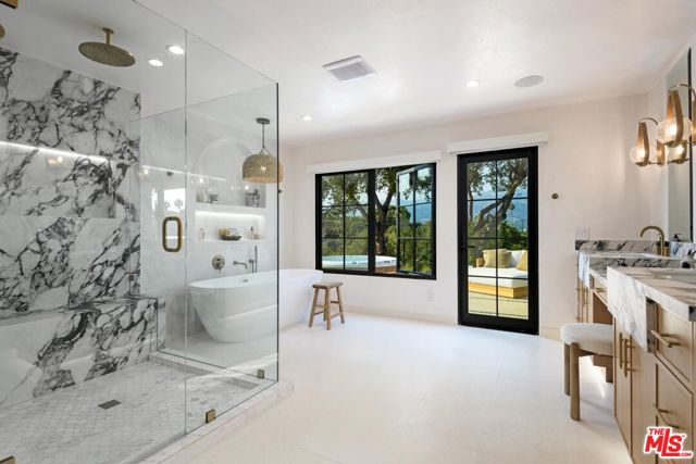 1250 Bel Air Drive, Santa Barbara CA: https://media.crmls.org/mediaz/2c5a4c3e-00ad-4aa5-8f3a-ee524082ec49.jpg
