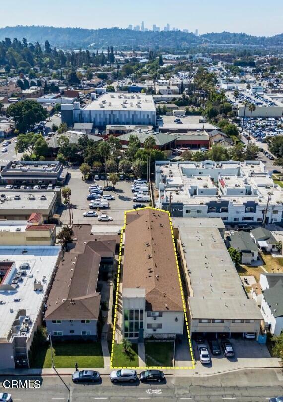 Detail Gallery Image 4 of 27 For 214 E Chevy Chase Drive Dr, Glendale,  CA 91205 - – Beds | – Baths