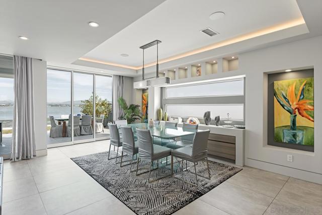 5 Spinnaker Way, Coronado CA: https://media.crmls.org/mediaz/2c5adcee-ff01-46e0-ba23-76831a9a8368.jpg