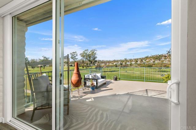 Detail Gallery Image 20 of 36 For 2544 Navarra #12,  Carlsbad,  CA 92009 - 2 Beds | 2 Baths