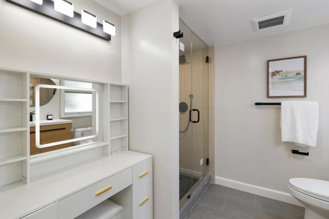 351 Elder Avenue, Millbrae CA: https://media.crmls.org/mediaz/2c603f76-8972-4dc3-b1fa-090c12118411.jpg