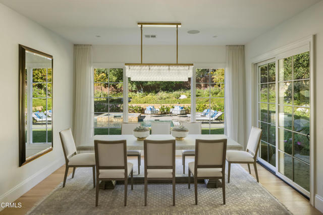 2060 Windover Road, Pasadena CA: https://media.crmls.org/mediaz/2c60ba53-6c49-456e-a61a-2c582b249536.jpg