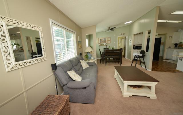 10767 Jamacha Blvd., Spring Valley CA: https://media.crmls.org/mediaz/2c60c6c2-ef82-41f5-b6bb-cd61342aa32c.jpg