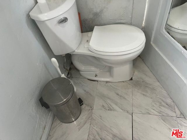 619 W Cherry Street, Compton CA: https://media.crmls.org/mediaz/2c61d256-e9ef-47ef-9c56-253baaa80b22.jpg