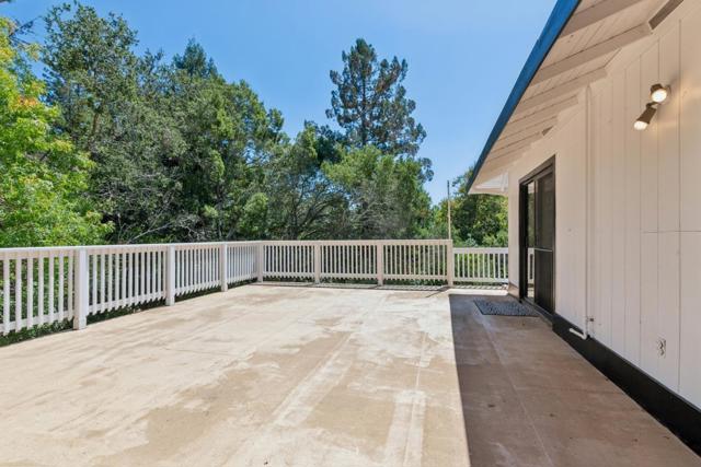 26 Ardor Drive, Orinda CA: https://media.crmls.org/mediaz/2c62afcf-eeef-4548-89a0-77afd7d1bc13.jpg