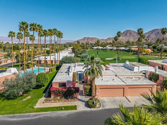 46640 Amir Drive, Palm Desert CA: https://media.crmls.org/mediaz/2c62e279-0d00-4caa-8659-b2510f272e7d.jpg