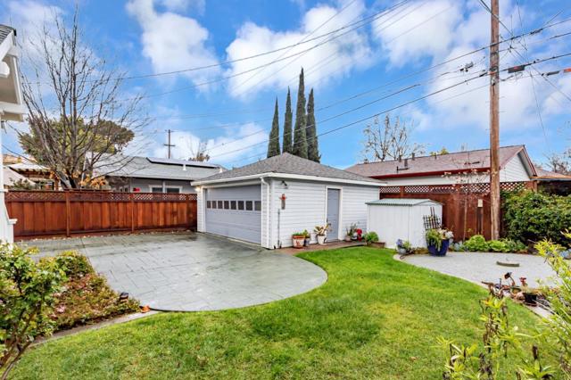 137 S 17th Street, San Jose CA: https://media.crmls.org/mediaz/2c63b378-2f68-4b07-981f-bce01a9ed4d6.jpg