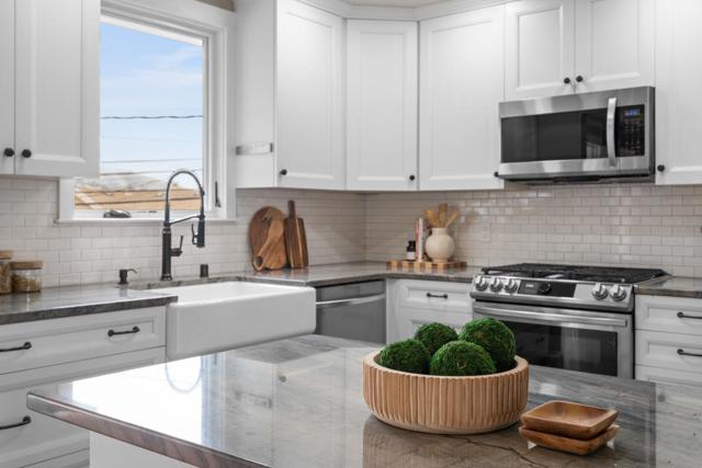 710 Hill Avenue, South San Francisco CA: https://media.crmls.org/mediaz/2c648740-7d2d-4408-b15f-6e12e0a60c69.jpg